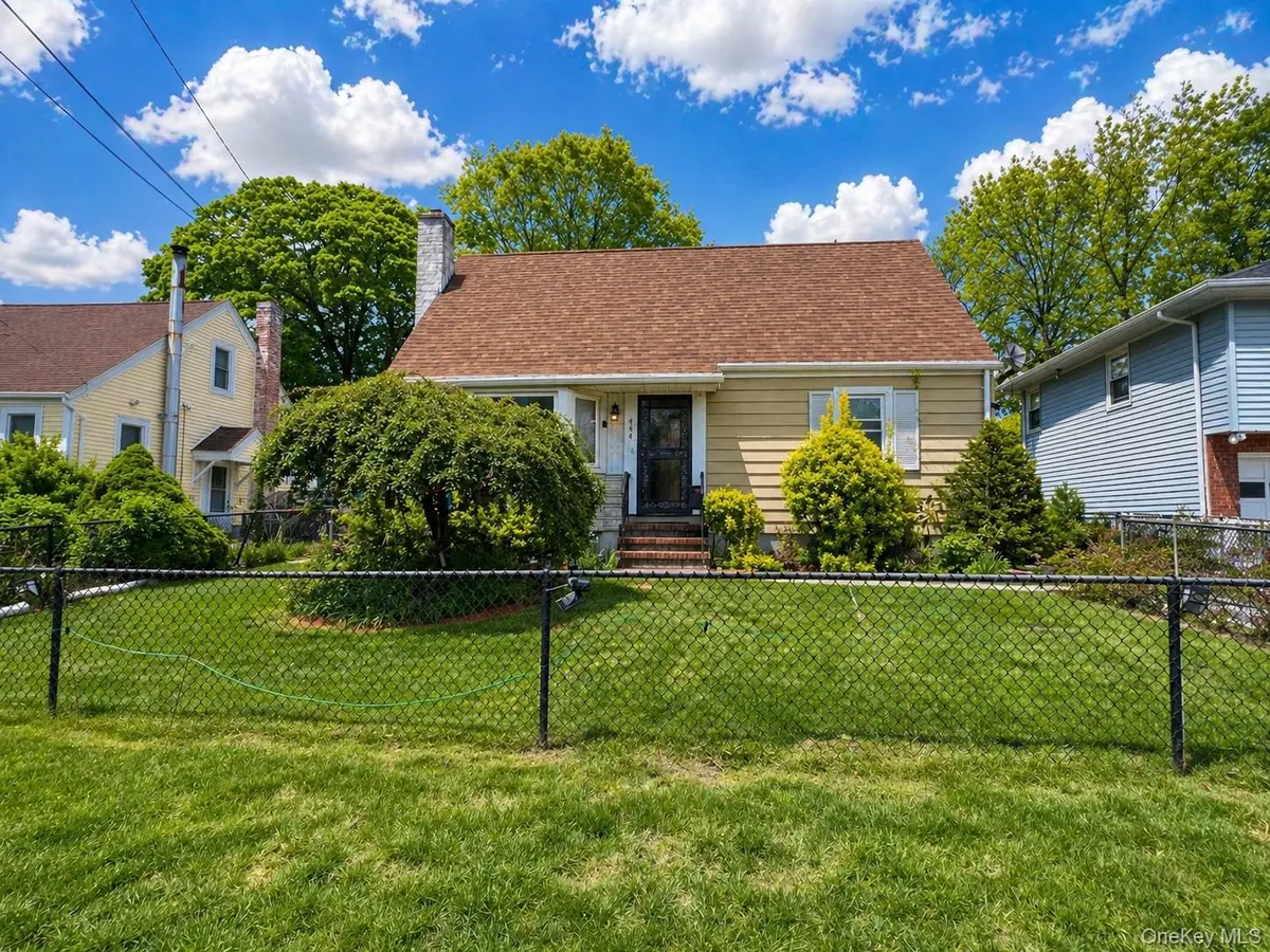 444 Brookside AVE, Roosevelt, NY 11575