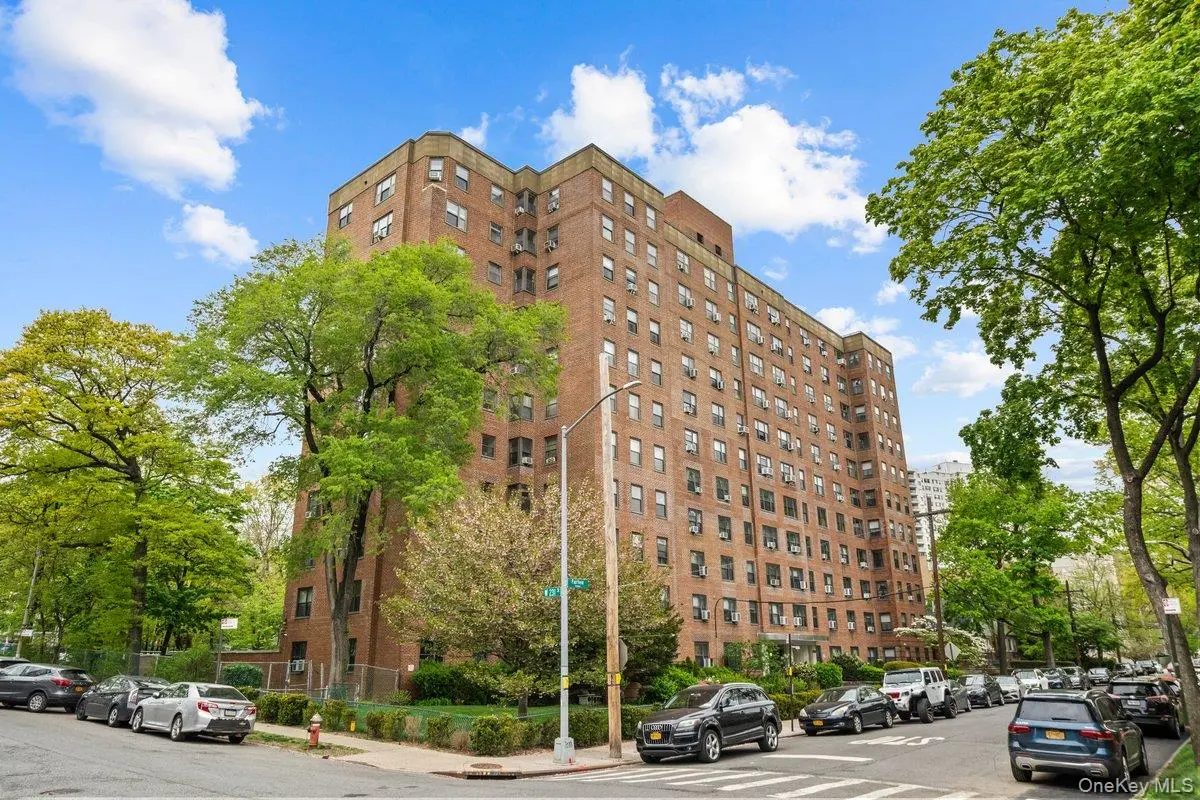 3103 Fairfield AVE #4K, Bronx, NY 10463