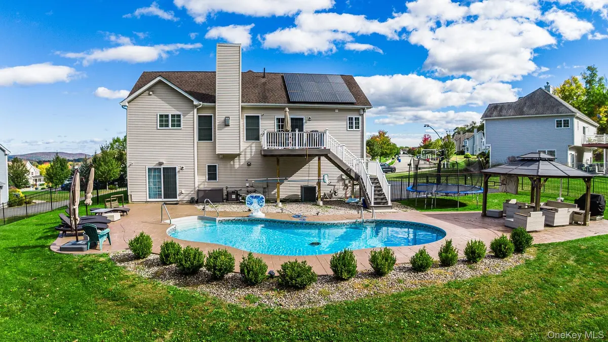 5 Deangelis DR, Monroe, NY 10950