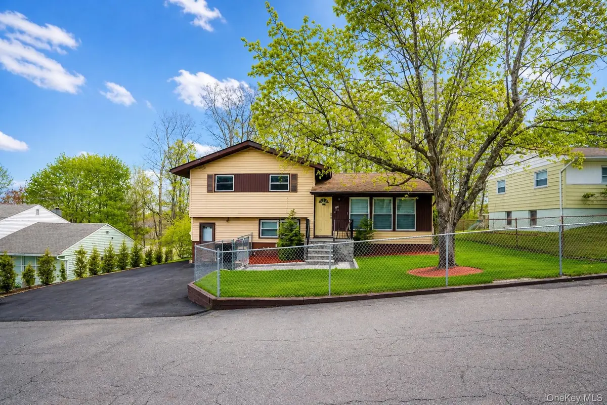 74 Nelshore DR, Monticello, NY 12701