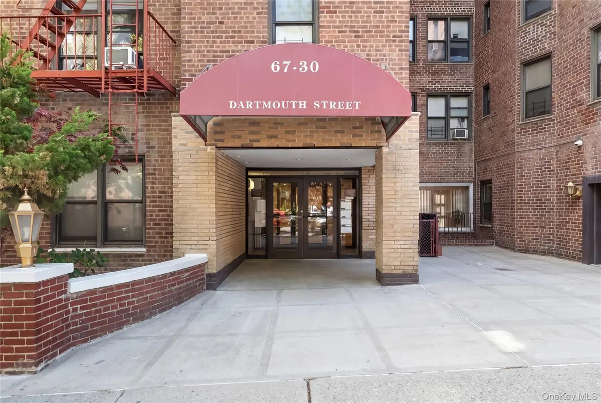 67-30 Dartmouth ST #2S, Forest Hills, NY 11375