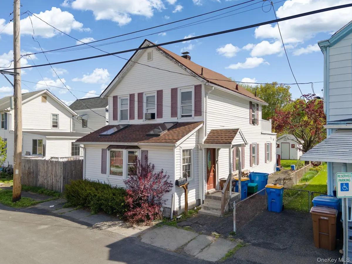 25 S Prospect ST, Kingston, NY 12401