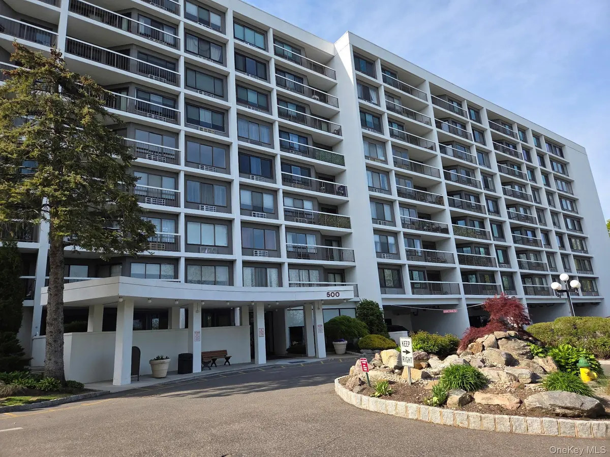 500 High Point DR #506, Hartsdale, NY 10530
