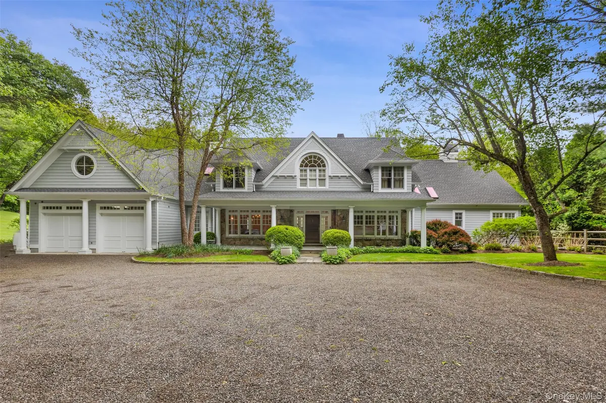127 Boutonville RD, Pound Ridge, NY 10576