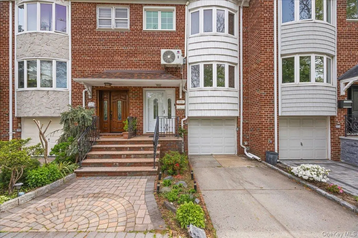 15-31 144th ST, Whitestone, NY 11357