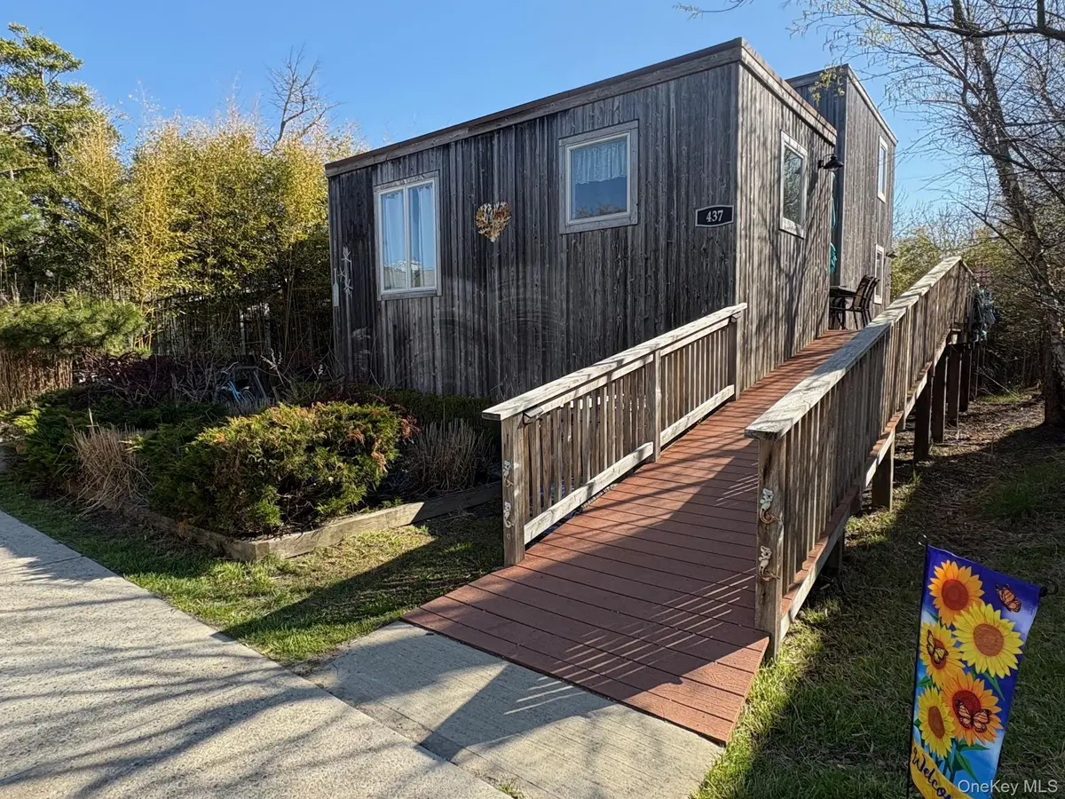 431 Dehnhoff WALK, Ocean Beach, NY 11770