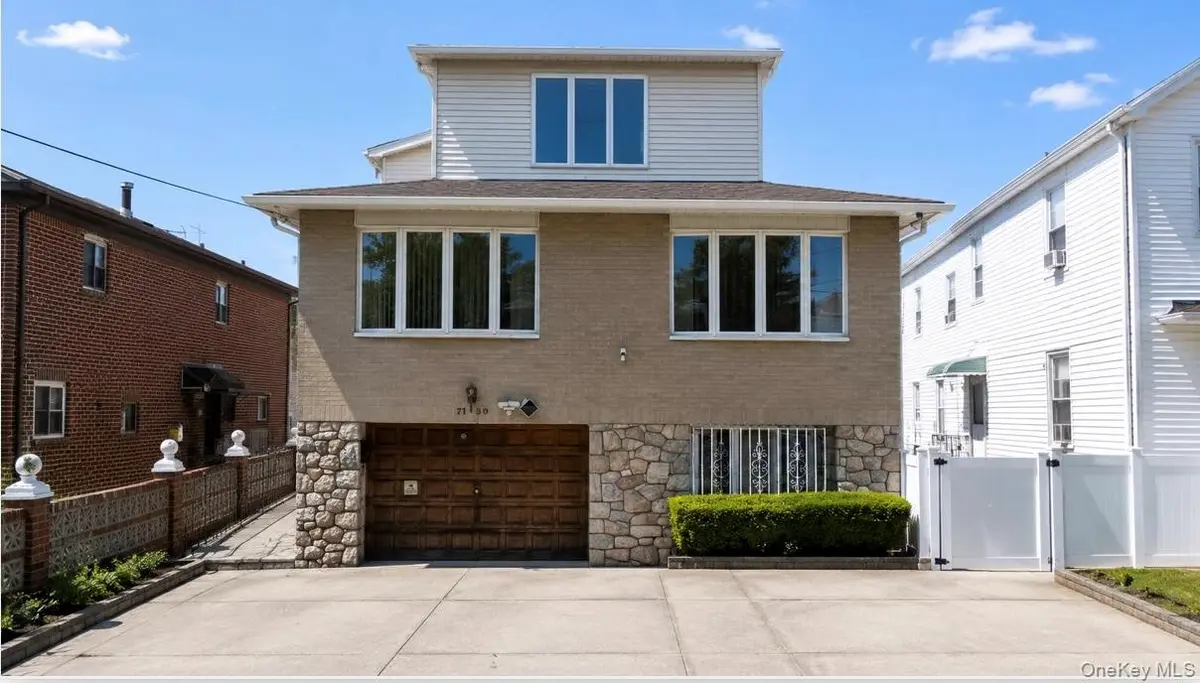 71-30 165th ST, Fresh Meadows, NY 11365