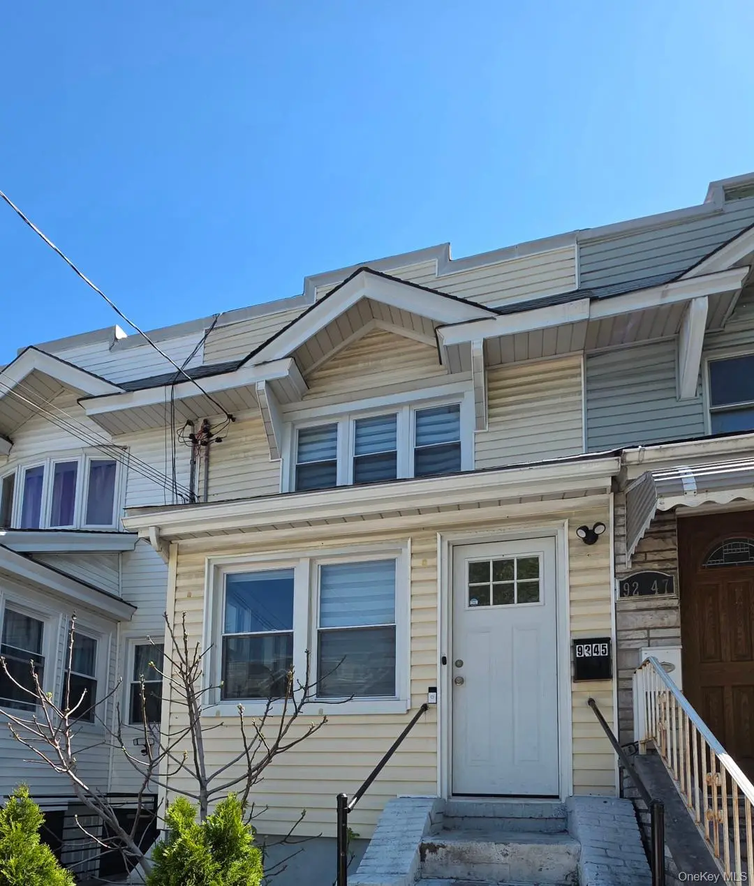 9245 76th ST, Woodhaven, NY 11421