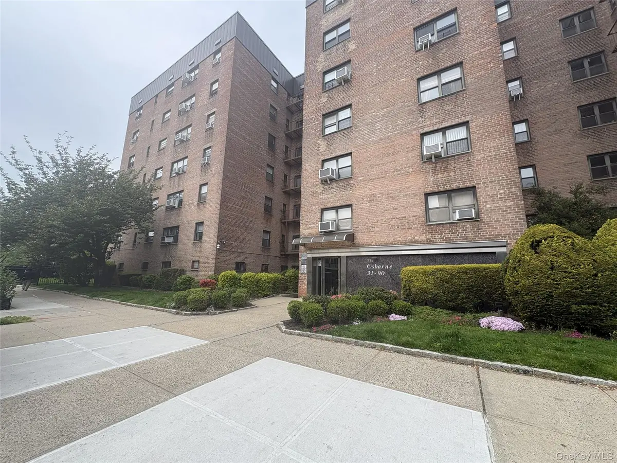 31-90 140th ST #1L, Flushing, NY 11354