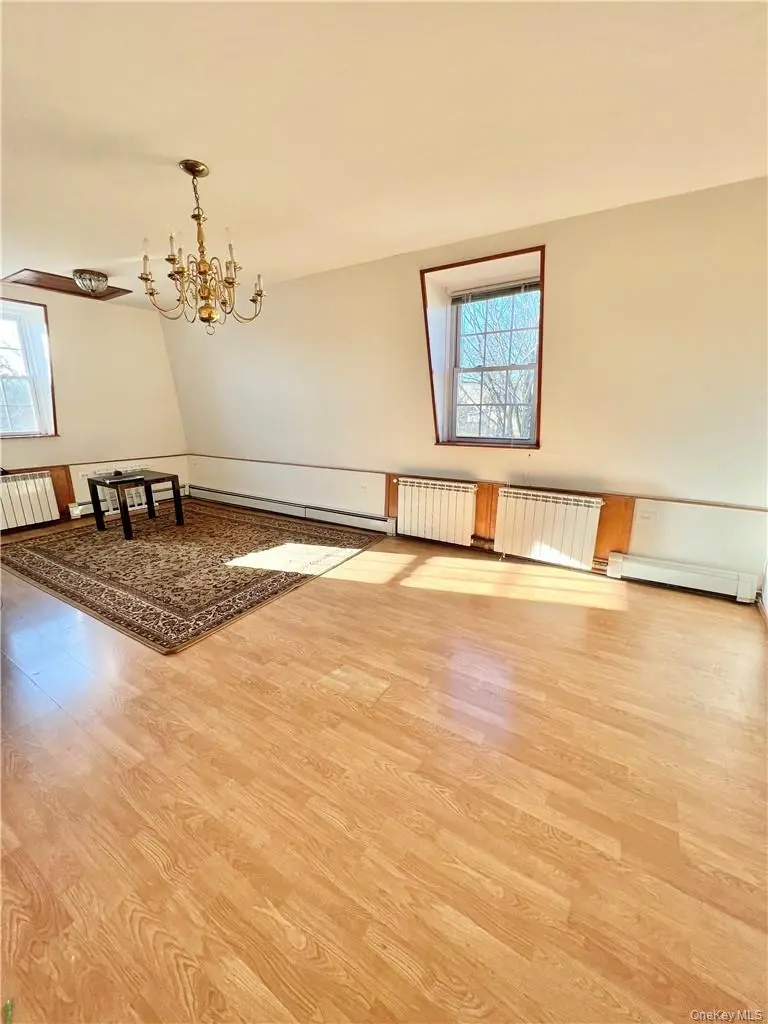 210 Union AVE, Mamaroneck, NY 10543