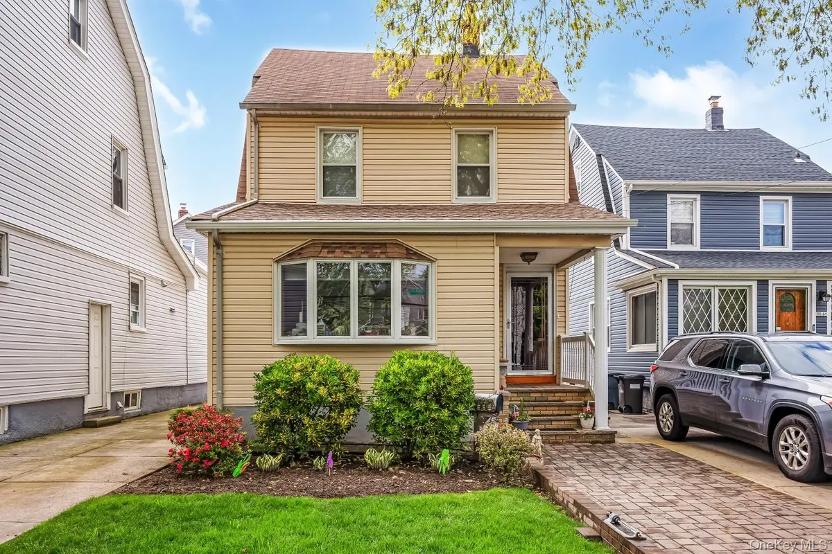 88-68 Commonwealth BLVD, Bellerose, NY 11426