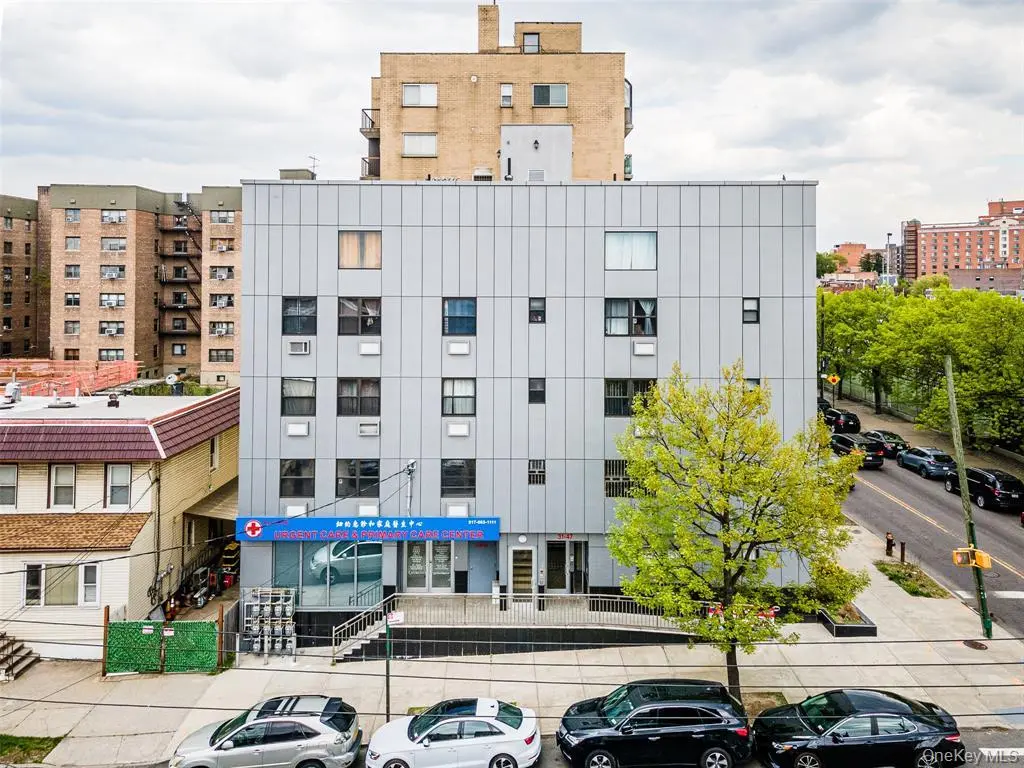 31-47 137th ST #3C, Flushing, NY 11354