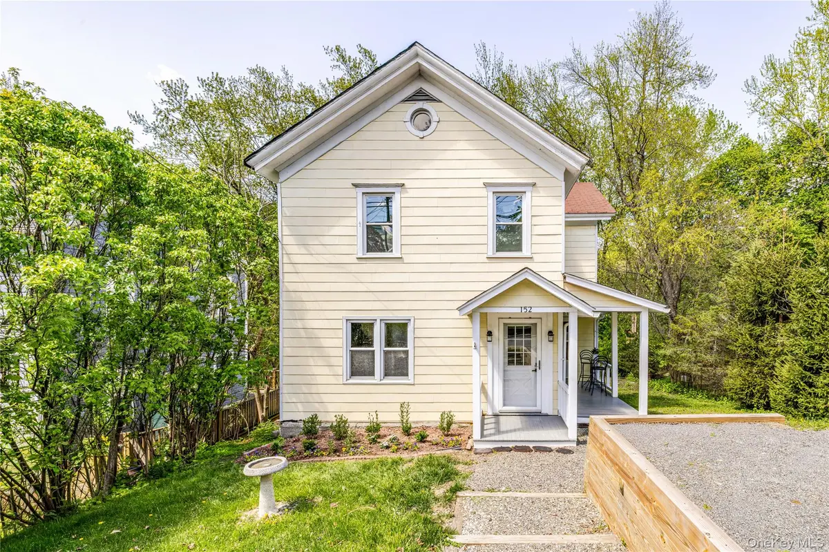 152 Main ST, Claverack, NY 12565