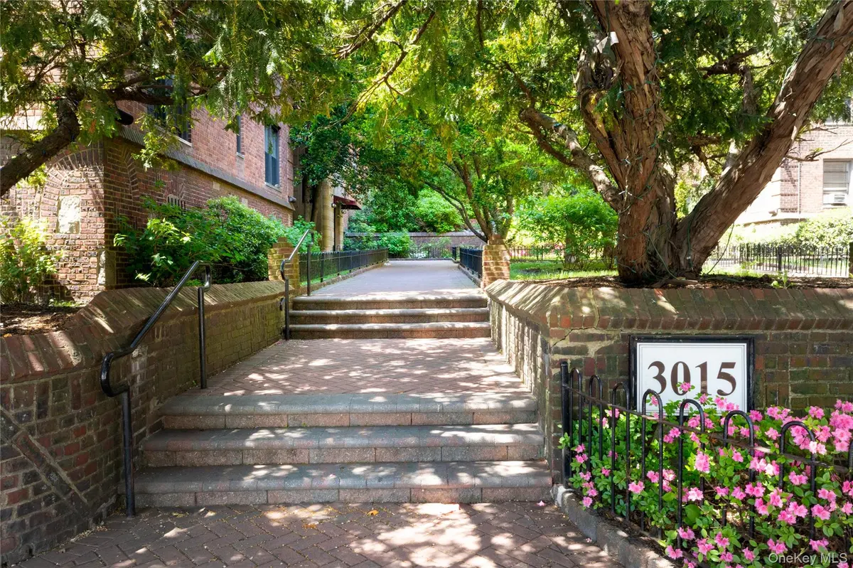 3015 Riverdale AVE #4B, Bronx, NY 10463