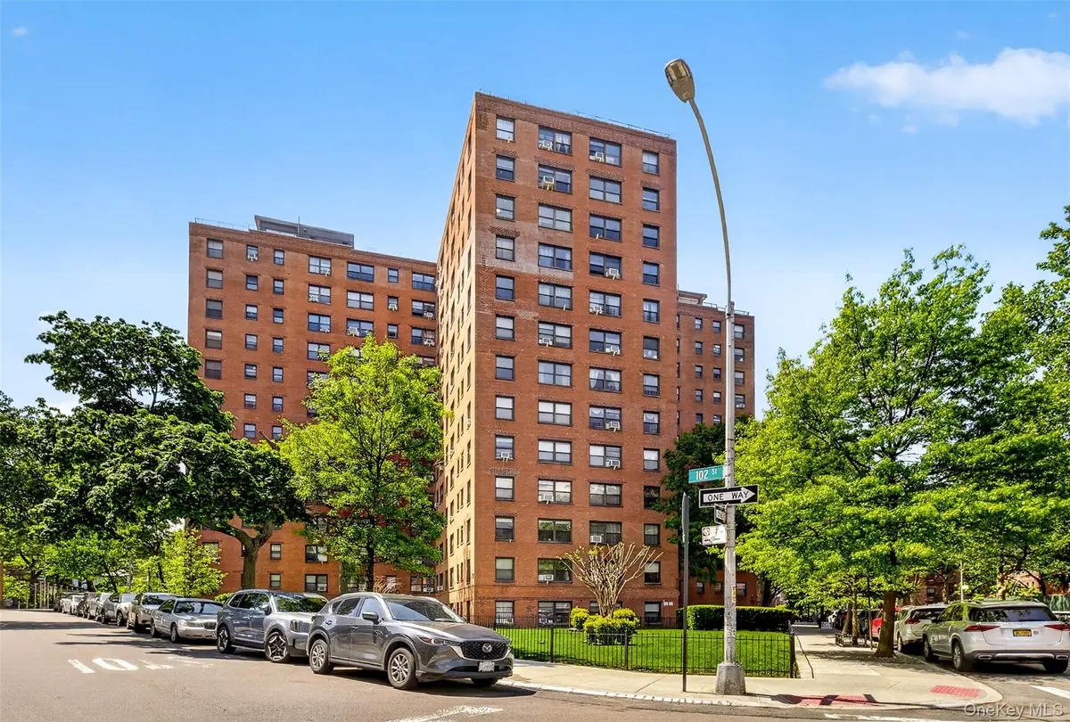 99-72 66th Rd #7F, Rego Park, NY 11374