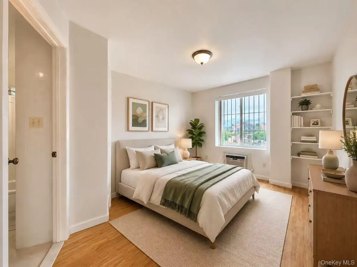82-15 Queens BLVD #PH-B, Elmhurst, NY 11373
