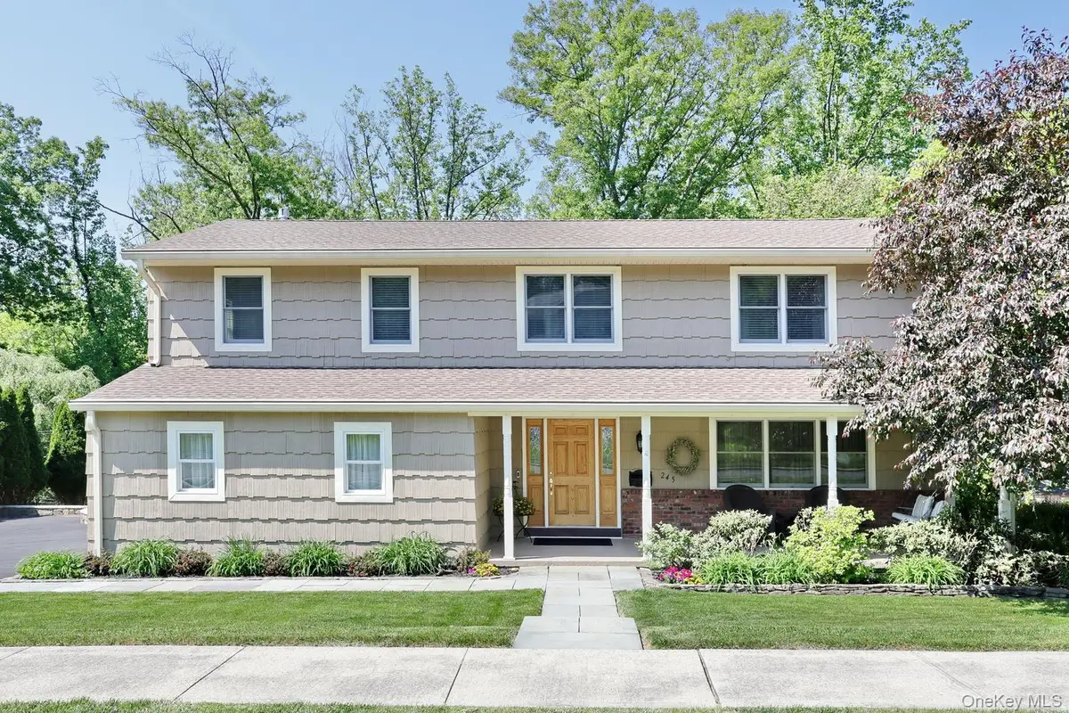 245 W Central AVE, Pearl River, NY 10965