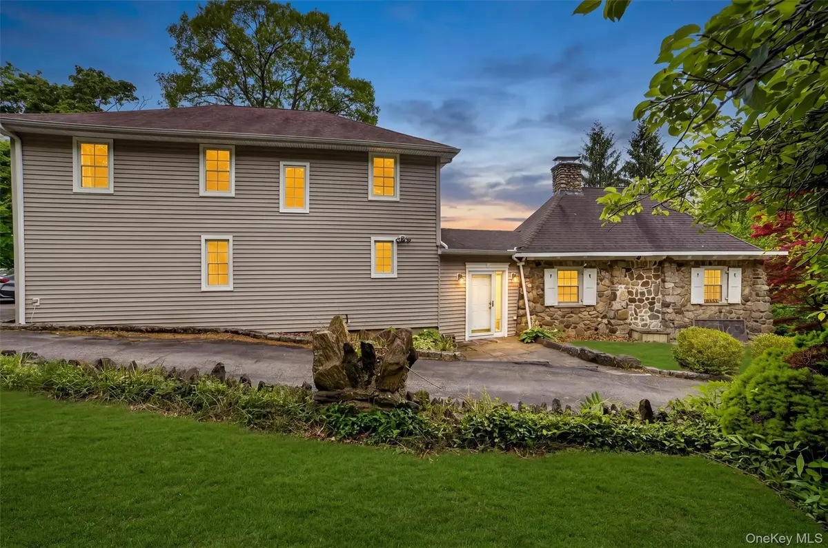 1225 Albany Post RD, Croton-on-hudson, NY 10520