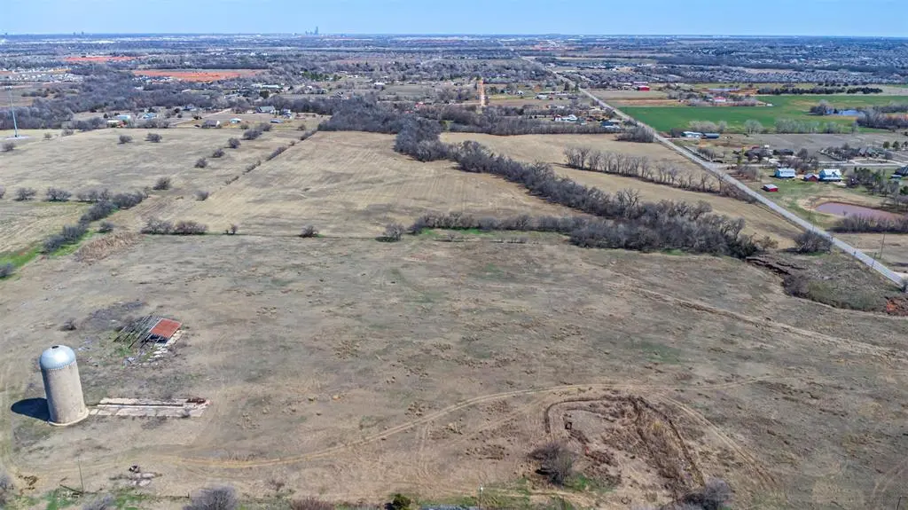 12915 SW 44th ST, Mustang, OK 73064
