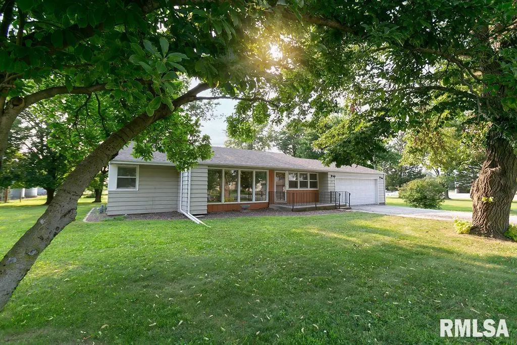 205 WHITE ST, Congerville, IL 61729