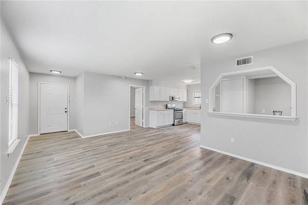 5645 Pinon Vista DR, Austin, TX 78724