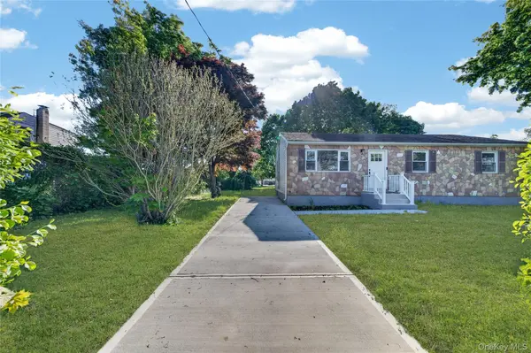 118 S 31st ST, Wyandanch, NY 11798