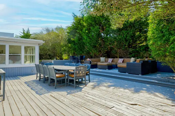 39 Sloop WALK, Ocean Beach, NY 11770
