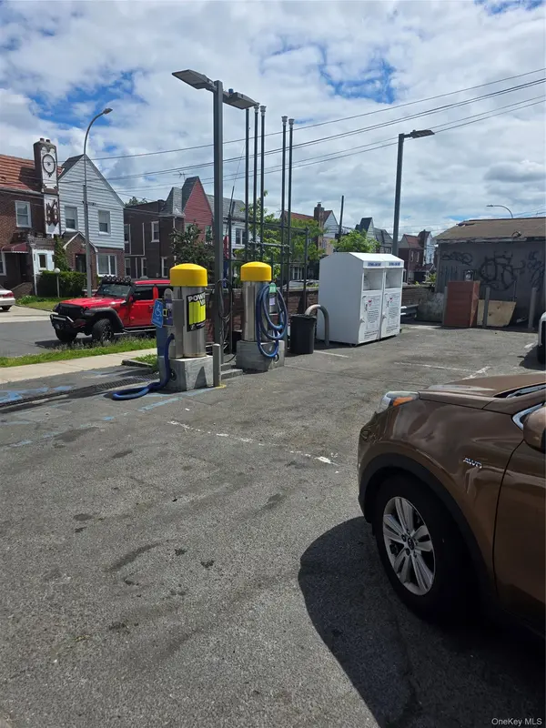 22820 Merrick BLVD, Laurelton, NY 11413