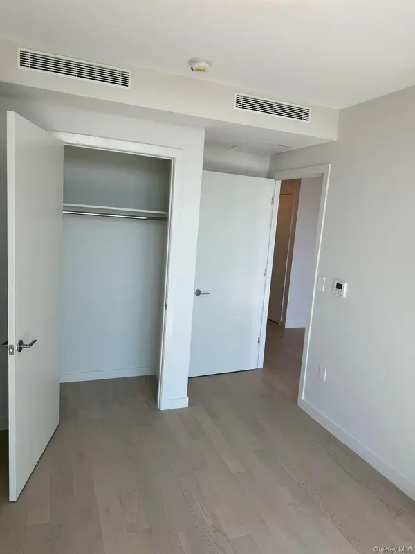131-02A 40th RD #6G, Flushing, NY 11354