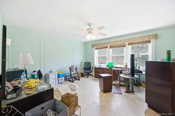 2317 33rd AVE, Astoria, NY 11106