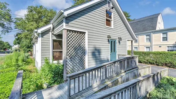 616 Roanoke AVE, Riverhead, NY 11901