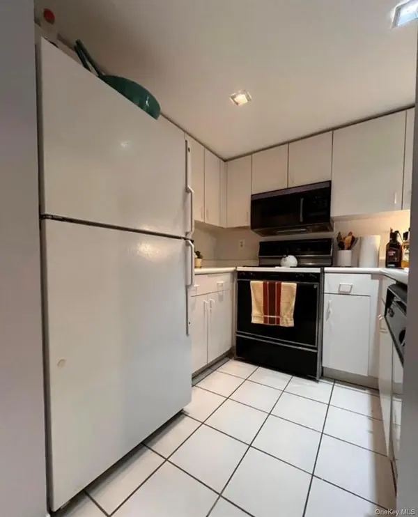 170-190 Schofield ST #2K, Bronx, NY 10464