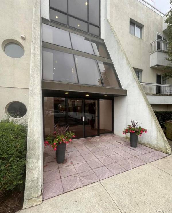 170-190 Schofield ST #2K, Bronx, NY 10464