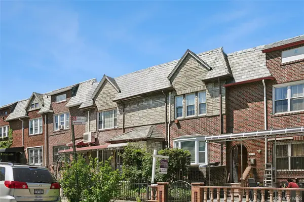 3120 78th ST, East Elmhurst, NY 11370