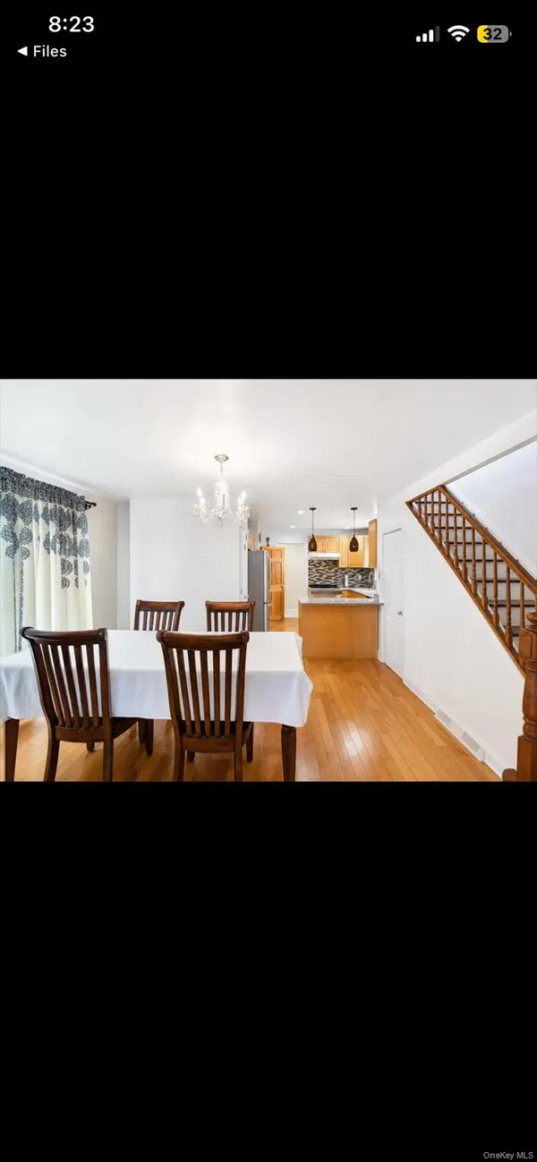 18250 90th AVE, Hollis, NY 11423