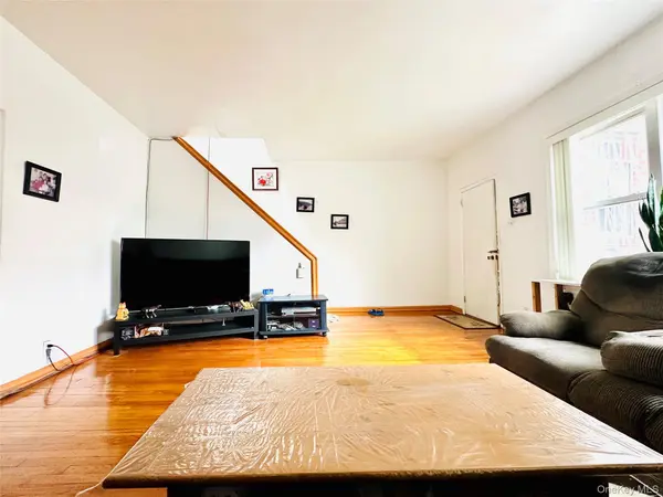 33-33 72nd ST, Jackson Heights, NY 11372