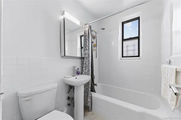 2830 Briggs AVE #4C, Bronx, NY 10458