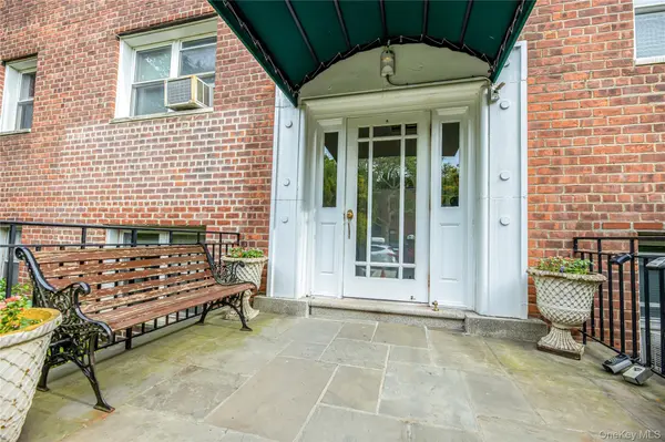 450 Pelham RD ##2E, New Rochelle, NY 10805