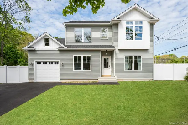 158 Mount Vernon AVE, Patchogue, NY 11772