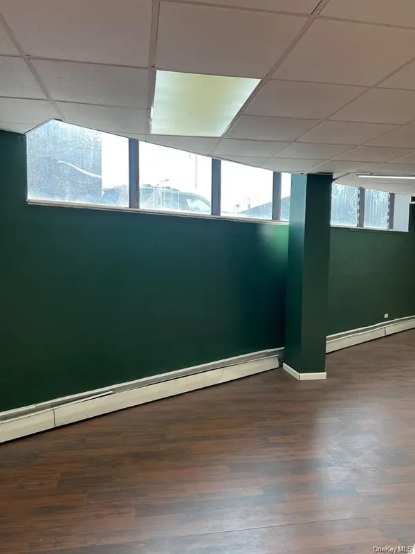 9229 Queens BLVD #CU7, Rego Park, NY 11374