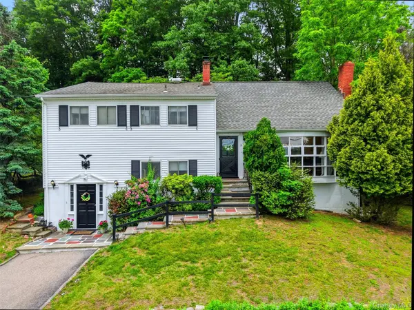 2 Burkewood RD, Hartsdale, NY 10530
