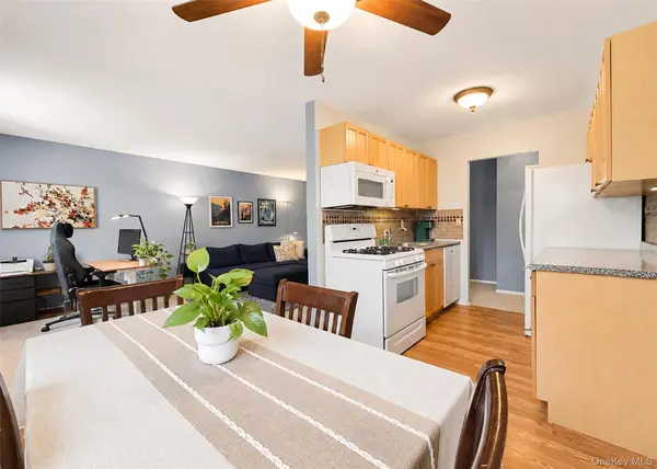460 Old Town RD #3K, Port Jefferson Station, NY 11776
