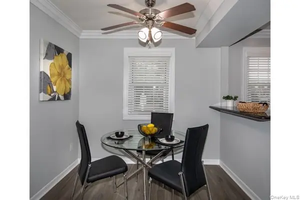 16 Mainsail DR #1-16, Patchogue, NY 11772