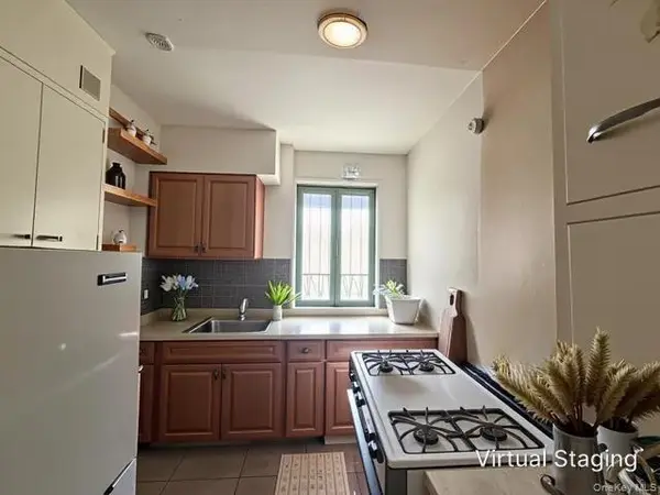 1527 Metropolitan AVE #3A, Bronx, NY 10462