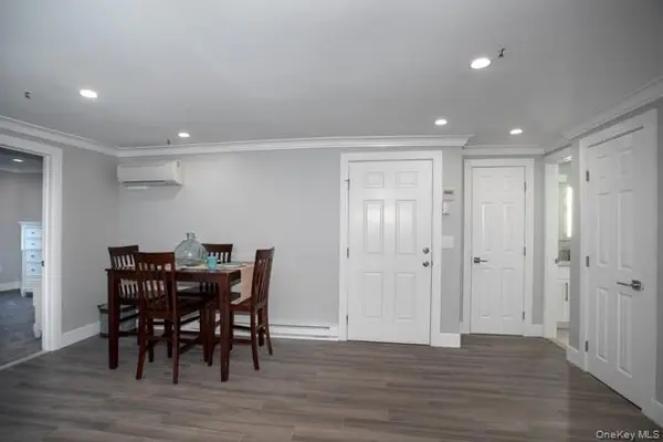 35-4 New York AVE #35-4, Huntington, NY 11743