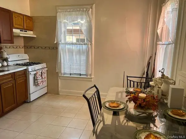 114 Warwick ST, Brooklyn, NY 11207