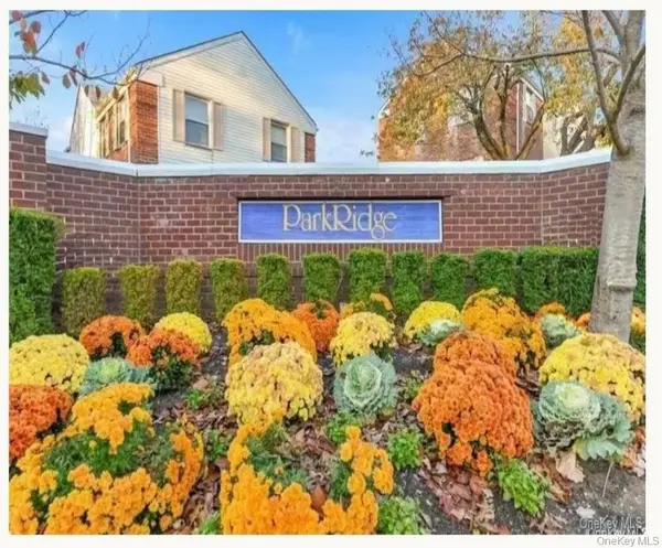 228-05 69th AVE #96, Bayside, NY 11364