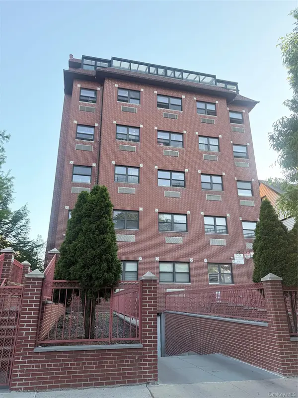 4606 88th ST #4G, Elmhurst, NY 11373
