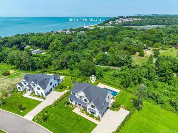 7 Sea Crest CT, Jamesport, NY 11947