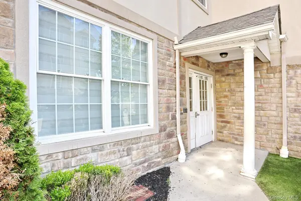1302 Parkview DR, Spring Valley, NY 10977